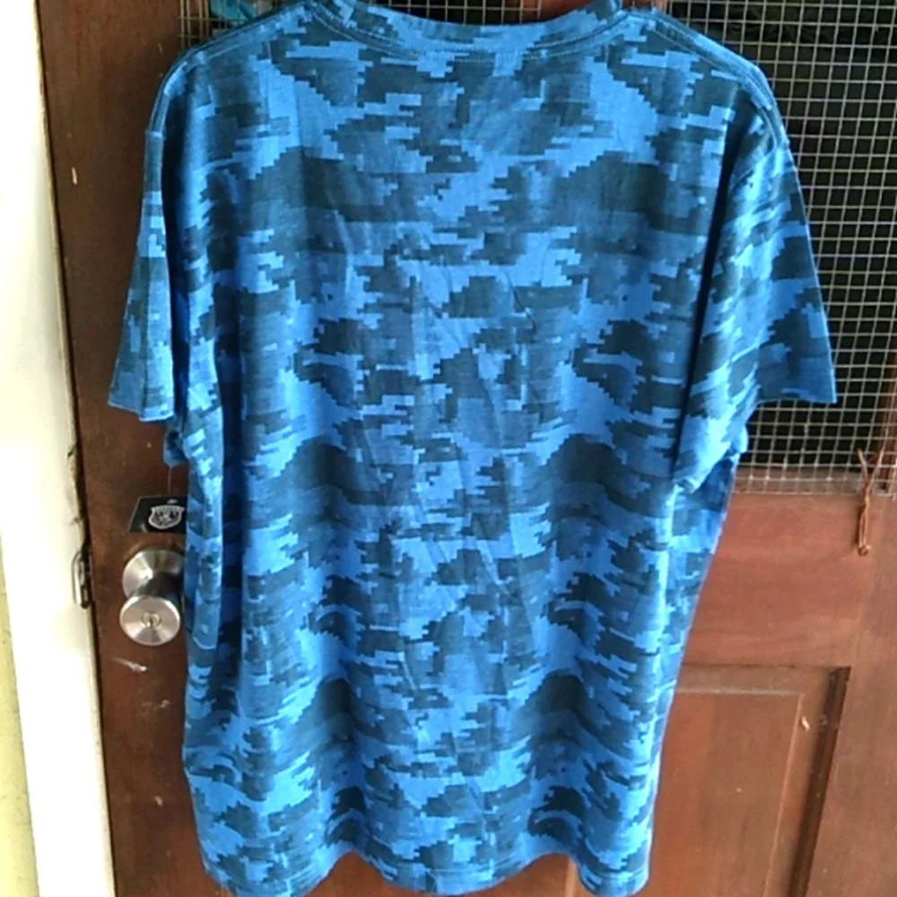 Nwt USA T-shirt (XL) - Picture 3 of 9